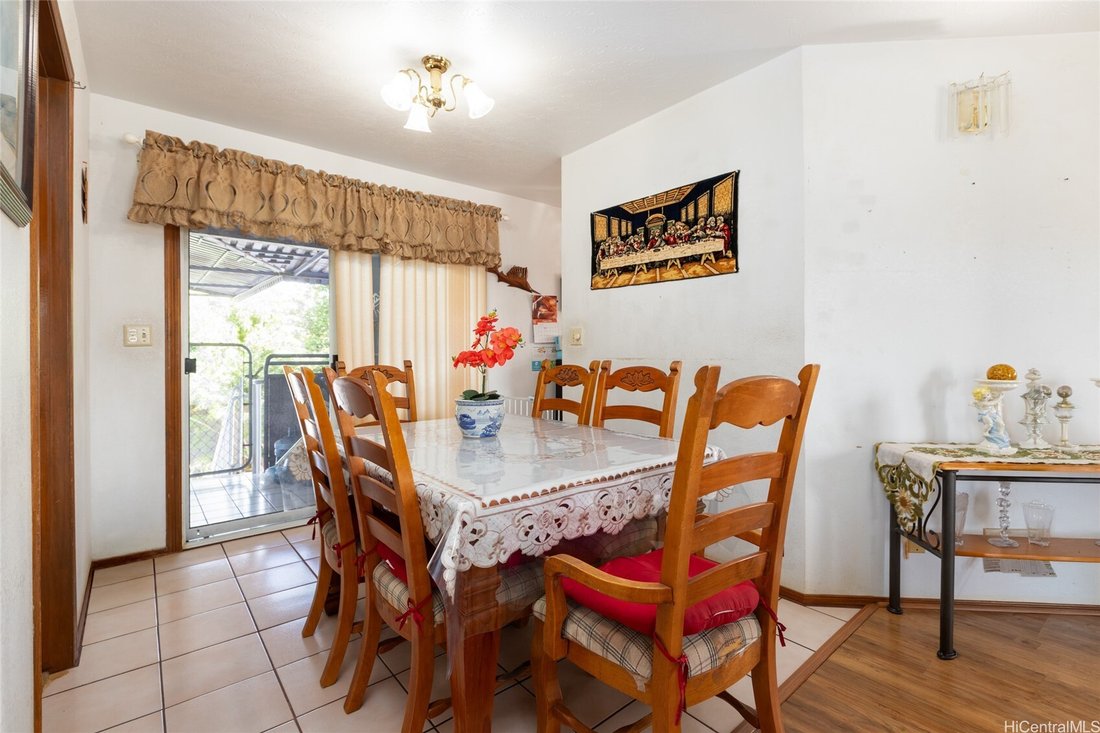 House in Waipahu, Hawaii, United States 2 - 18658730