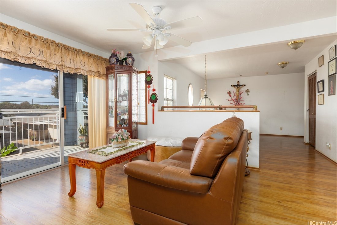 House in Waipahu, Hawaii, United States 3 - 18658730