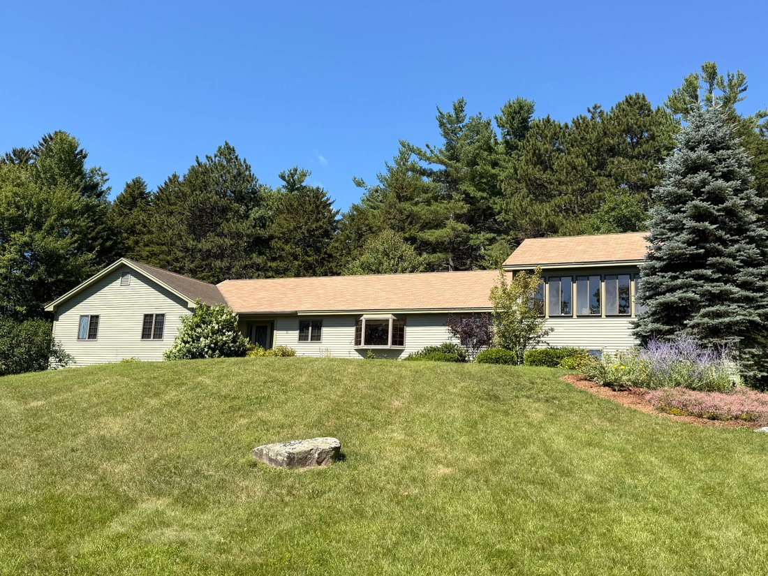 House in New London, New Hampshire, United States 1 - 18658803
