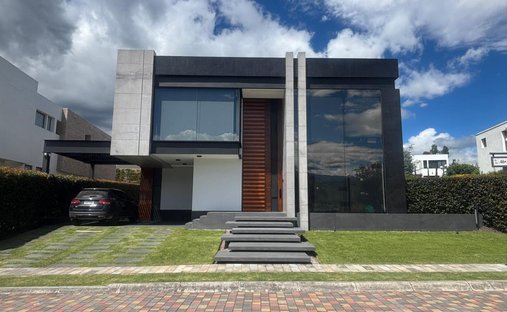 Haus in Quito, Provinz Pichincha, Ecuador 1