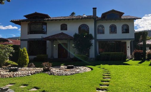 Haus in Quito, Provinz Pichincha, Ecuador 1