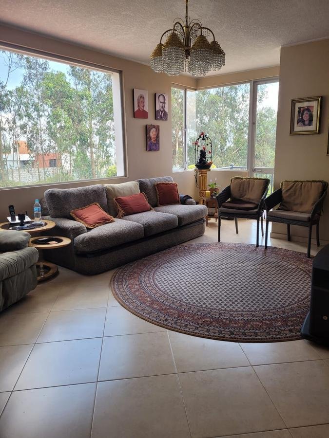 House in Quito, Pichincha, Ecuador 2 - 18658936