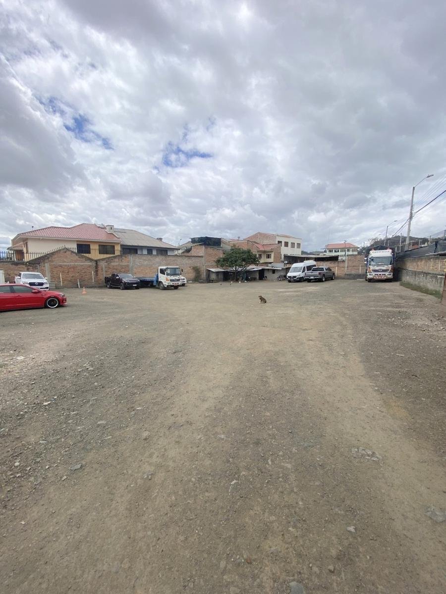 Land in Cuenca, Azuay, Ecuador 2 - 18658908