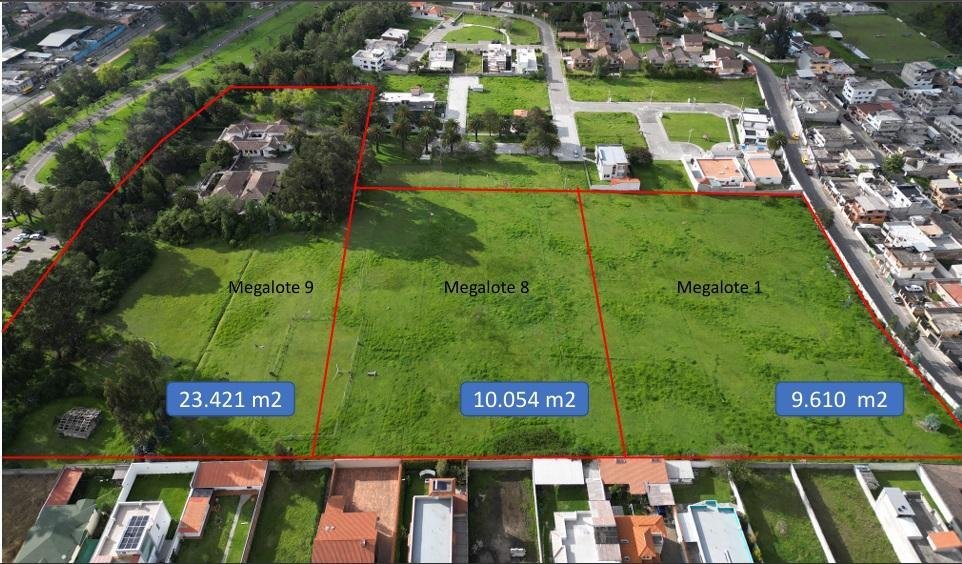 Land in Sangolqui, Pichincha, Ecuador 1 - 18658883