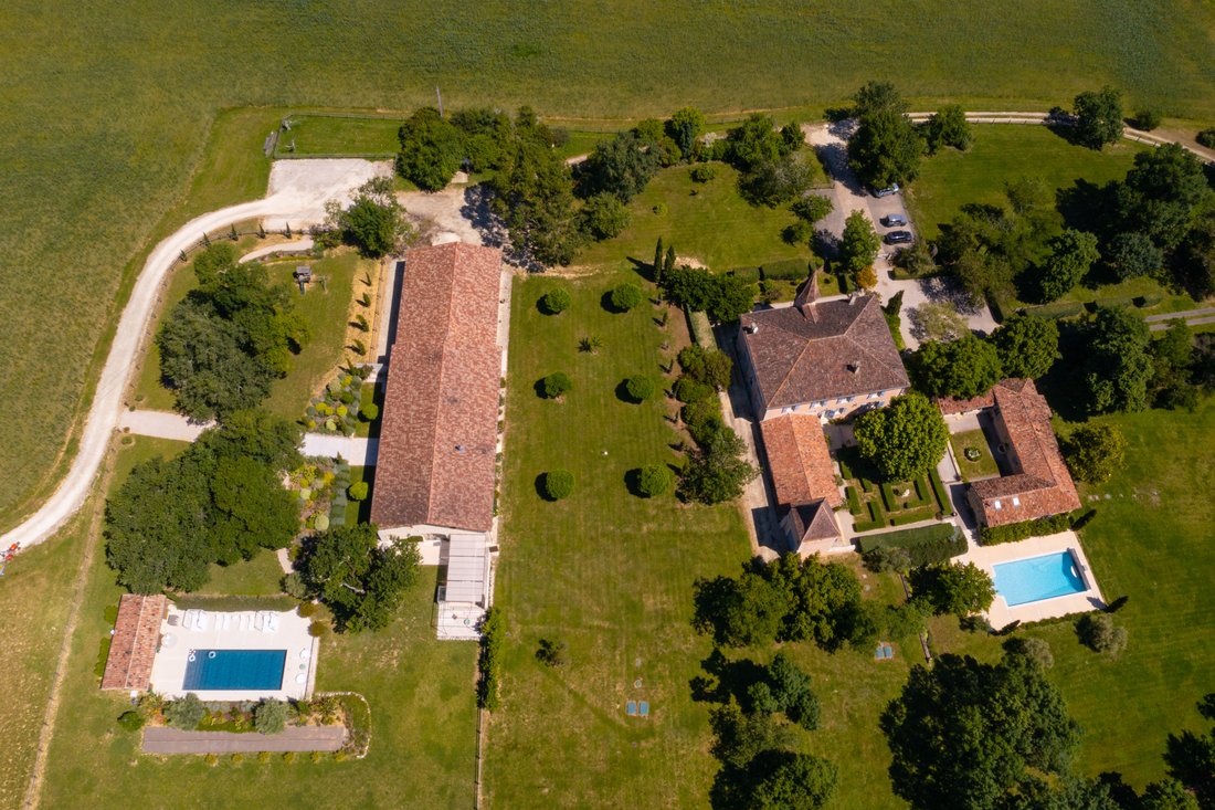 Estate in Fleurance, Occitania, France 4 - 18659738