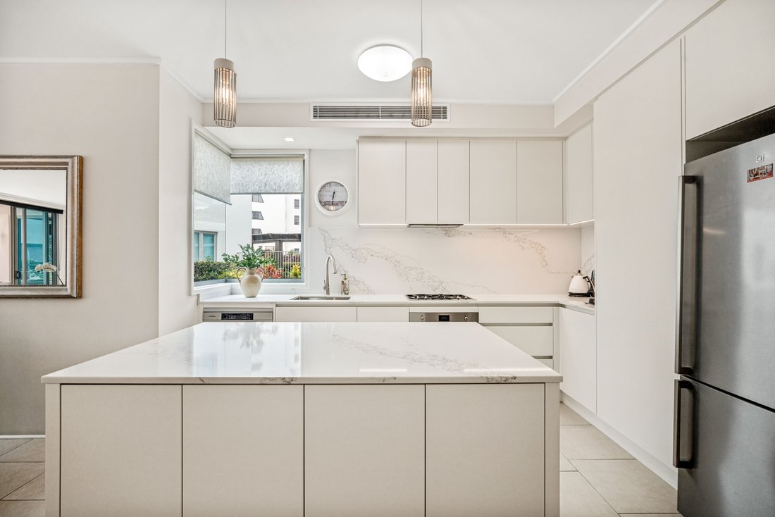 Apartment in North Ward, Queensland, Australia 2 - 18672428