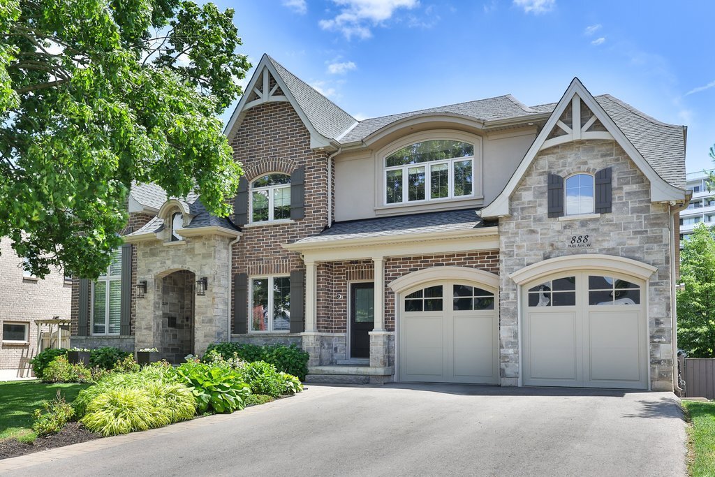 House in Burlington, Ontario, Canada 1 - 18660820