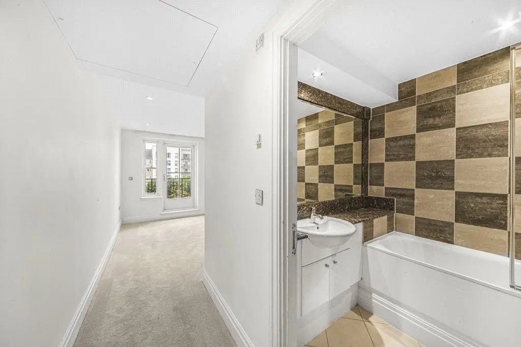Apartment in Chelsea Harbour, England 5 - 18662081
