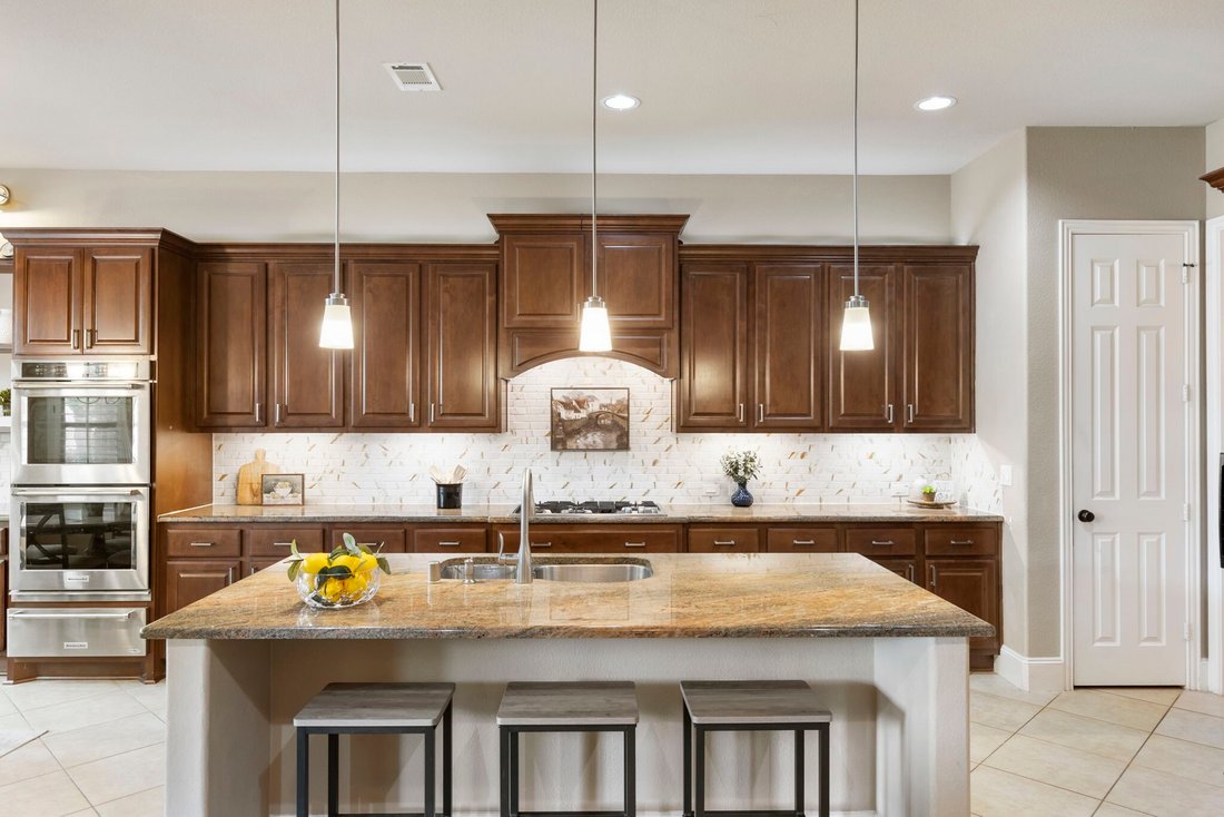 House in The Woodlands, Texas, United States 3 - 18659757