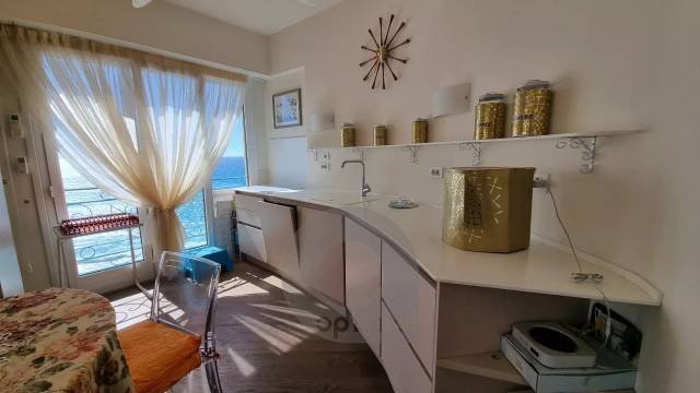 Appartement à Menton, Provence-Alpes-Côte d'Azur, France 4 - 18251610