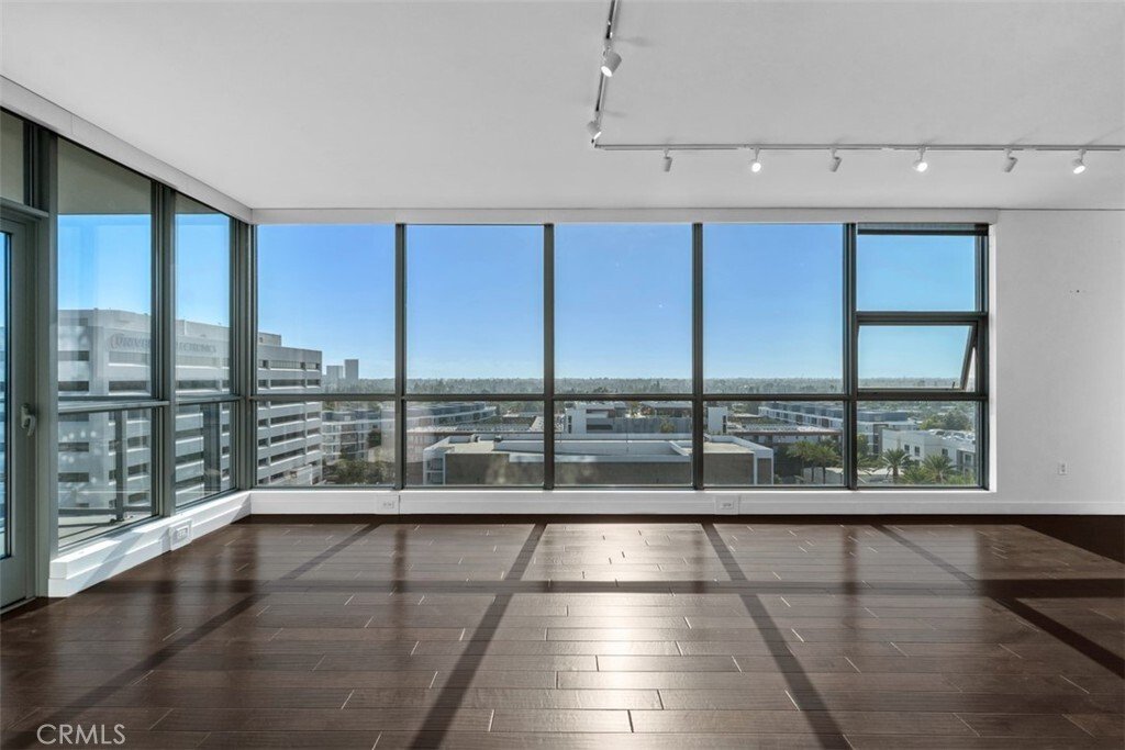 Condo in Santa Ana, California, United States 4 - 18479365