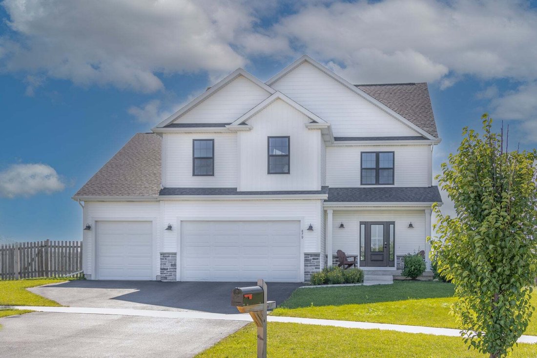 House in North Aurora, Illinois, United States 1 - 18666174