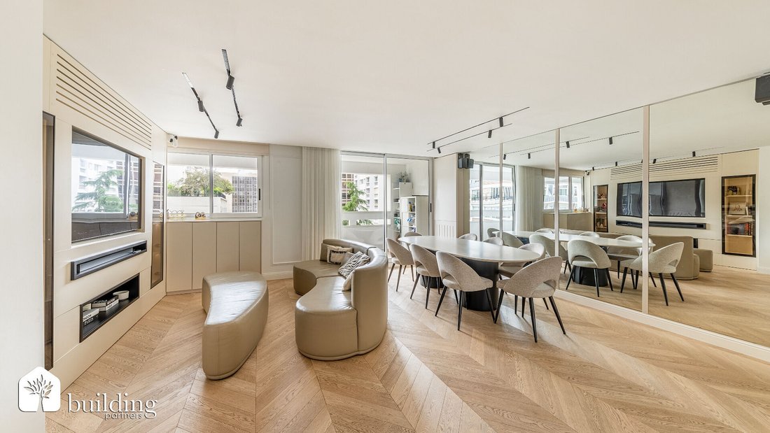 Apartment in Hôtel de Ville-Planchette, Levallois-Perret, France 1 - 18668118