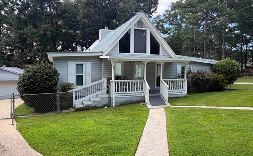 House in Vincent, Alabama, United States 1