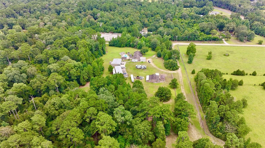 House in Livingston, Texas, United States 3 - 18666349