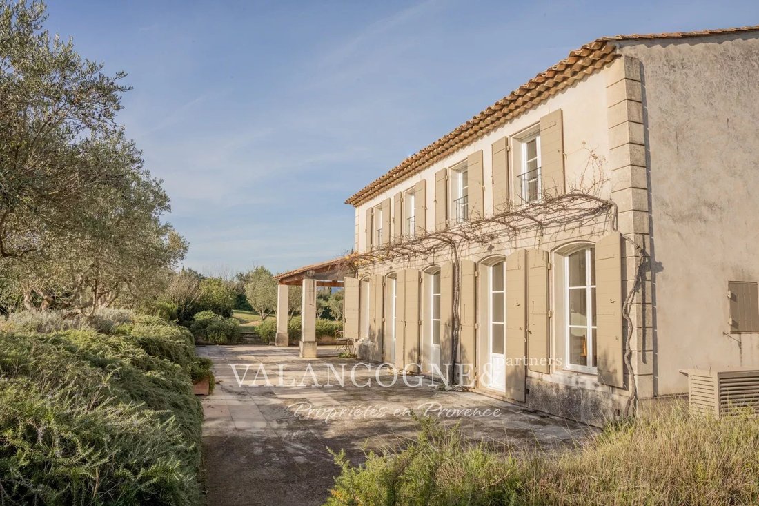 House in Eygalières, Provence-Alpes-Côte d'Azur, France 4 - 16656022