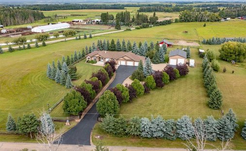 House in Ponoka, Alberta, Canada 1