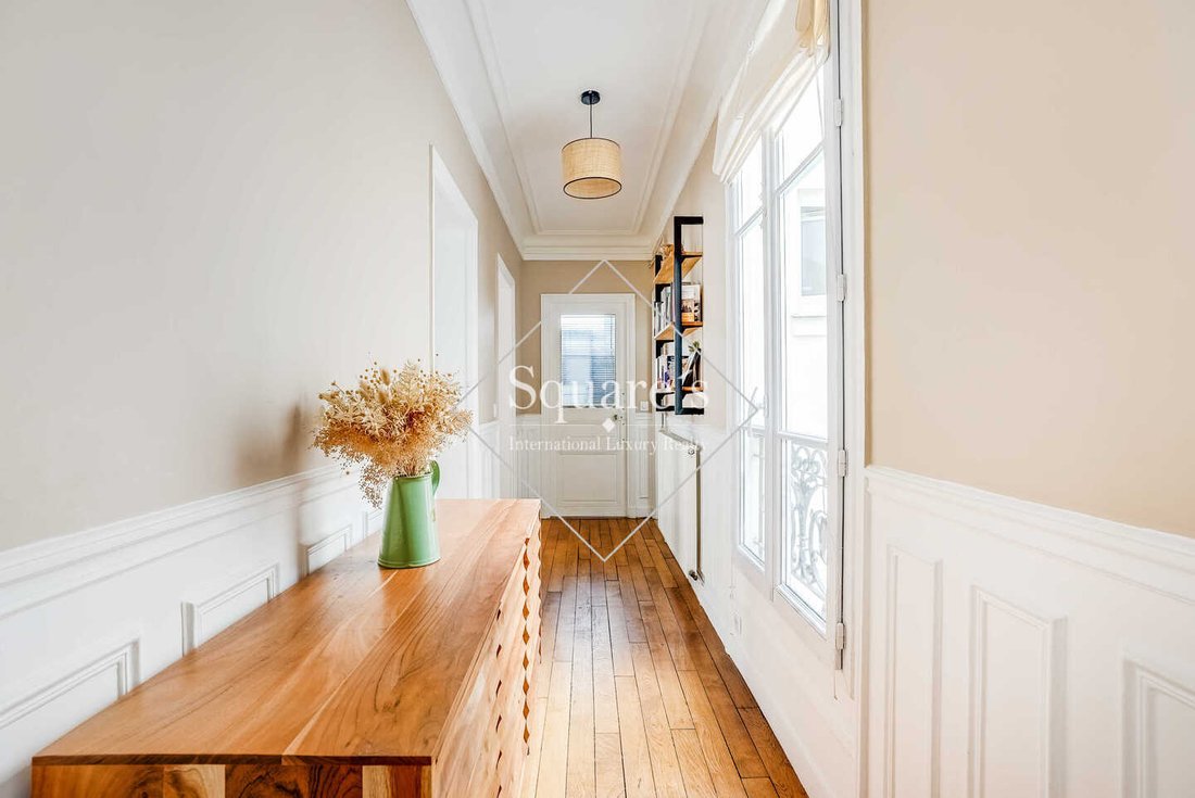 Apartment in La Fourche-Guy Môquet, Paris 17e Arrondissement, Paris 5 - 18672513