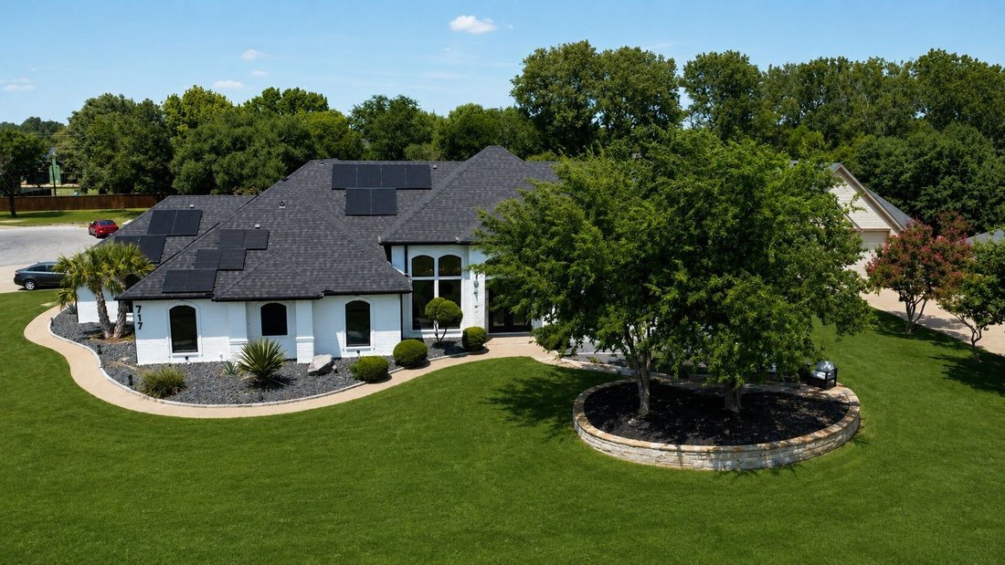 House in Granbury, Texas, United States 1 - 18667319