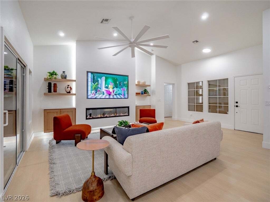 House in Las Vegas, Nevada, United States 2 - 18665981