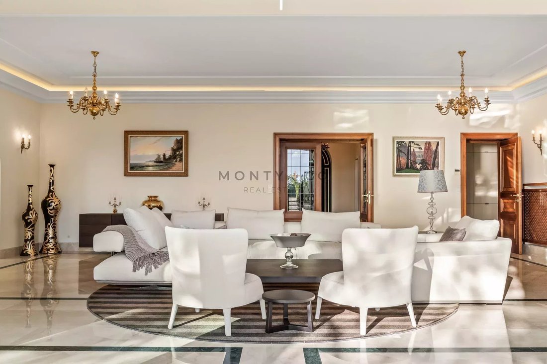 Villa in Saint-Jean-Cap-Ferrat, Provence-Alpes-Côte d'Azur, France 3 - 16721568