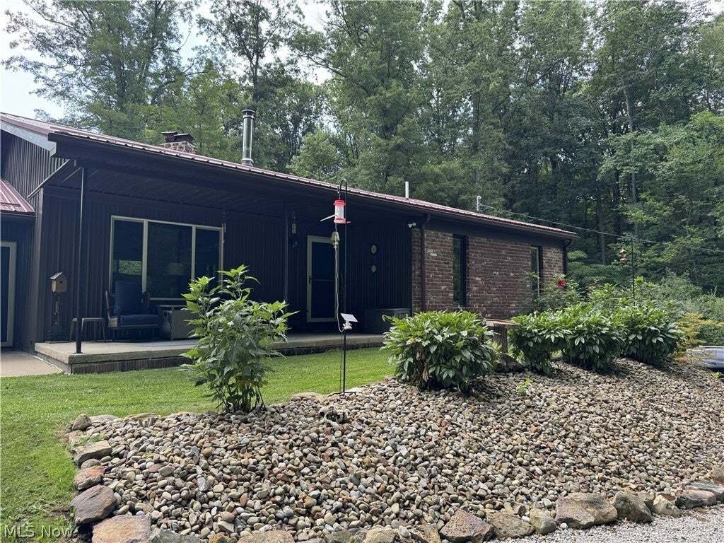 House in West Farmington, Ohio, United States 4 - 18668911