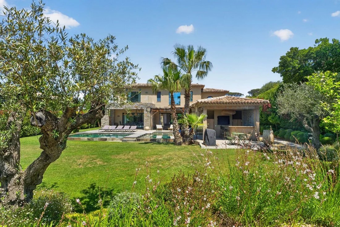 Villa in Zone Ouest Urbaine, Saint-Tropez, France 1 - 16094503