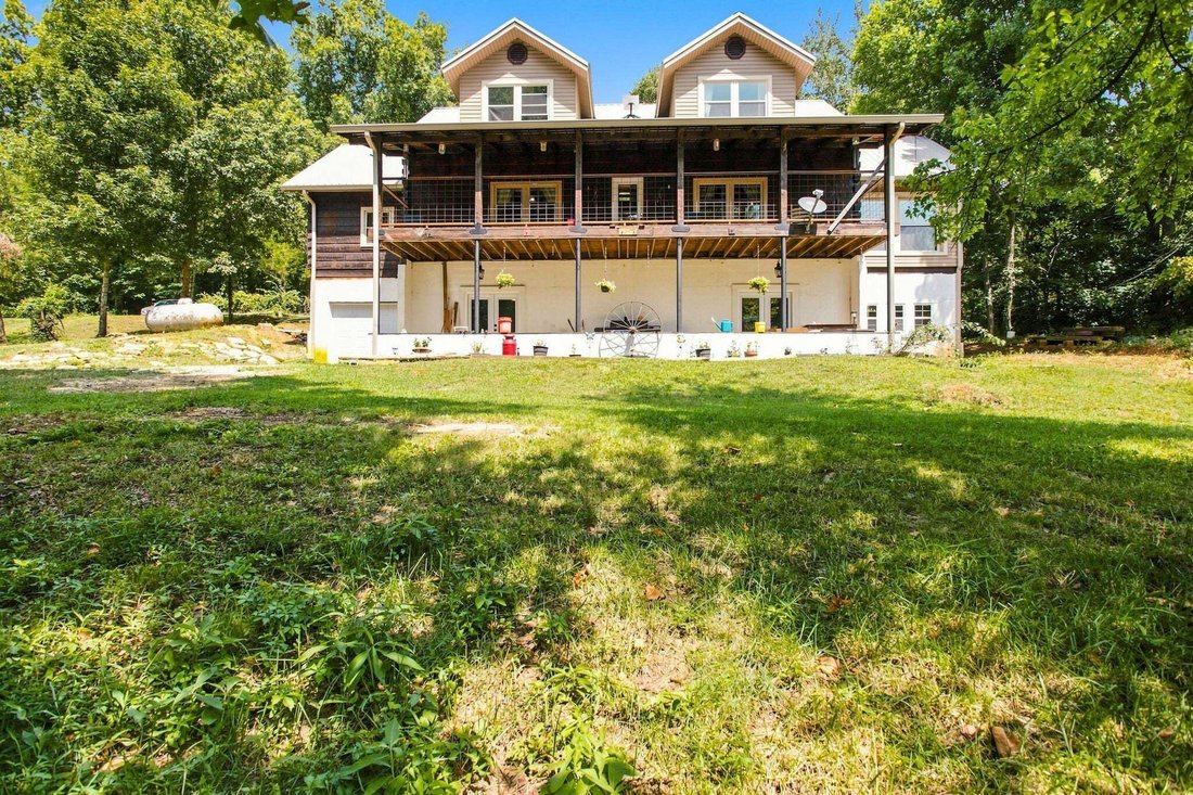 House in Petersburg, Tennessee, United States 3 - 18670721