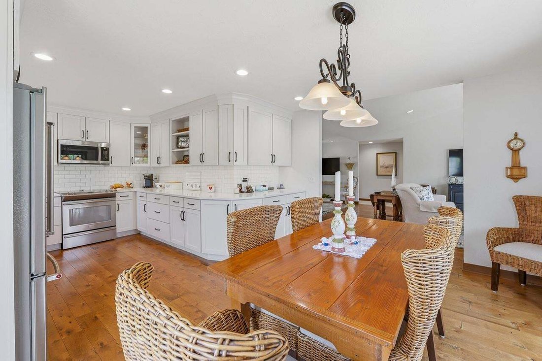 Condo in Elkhart Lake, Wisconsin, United States 5 - 18661936