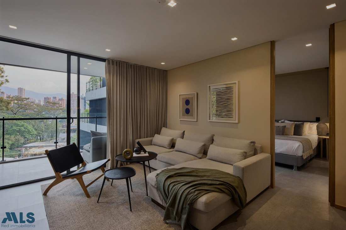 Apartment in Medellín, Antioquia, Colombia 1 - 18666220