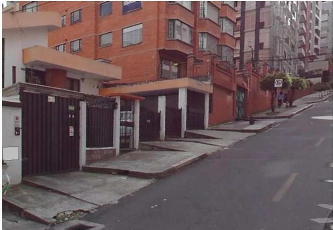 House in Quito, Pichincha, Ecuador 2 - 18661632