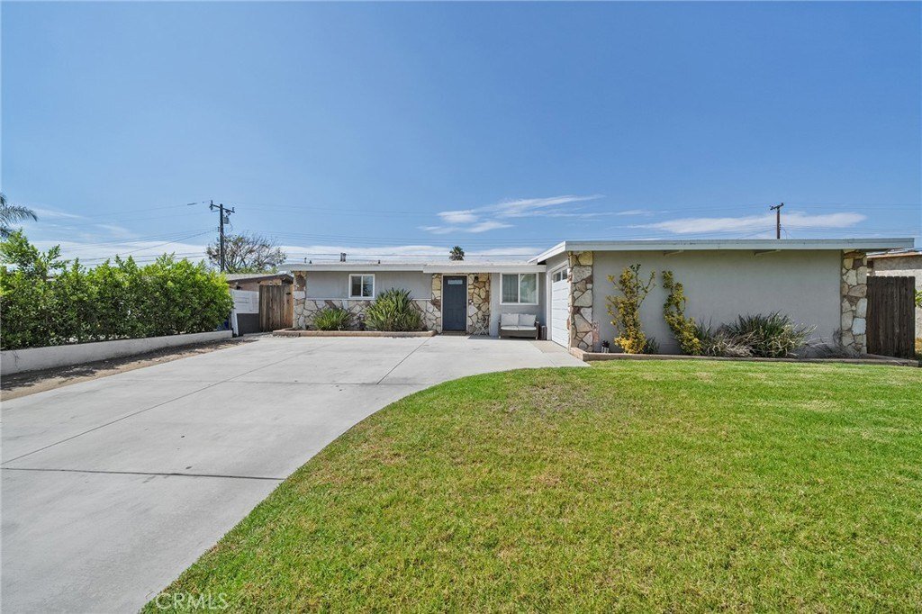 House in Azusa, California, United States 5 - 18661307
