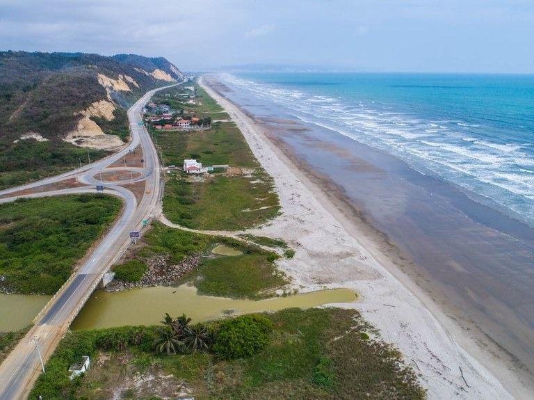 Land in Canoa, Manabí, Ecuador 2 - 18660027