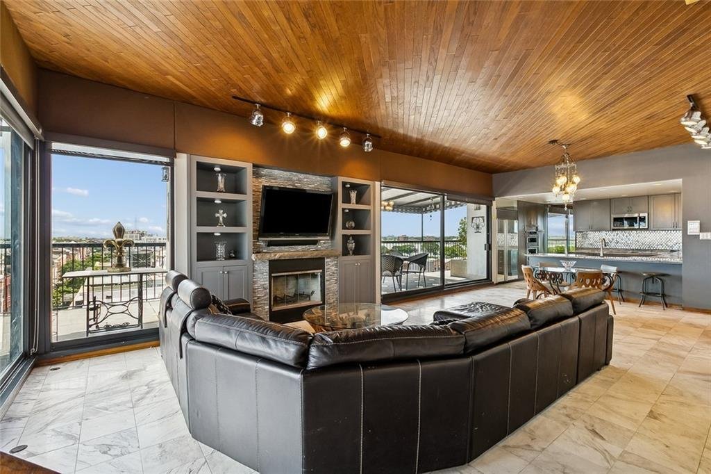 Condo in New Orleans, Louisiana, United States 5 - 18659060