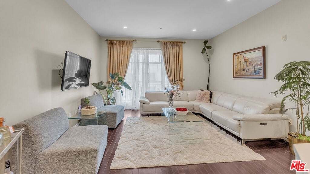 Condo in Glendale, California, United States 4 - 18661993