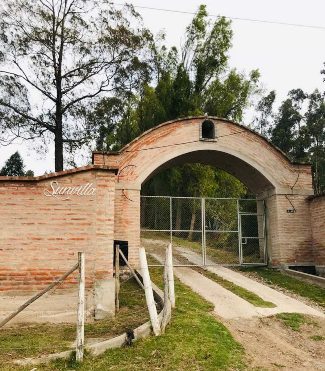 Land in Quito, Pichincha, Ecuador 5 - 18660639