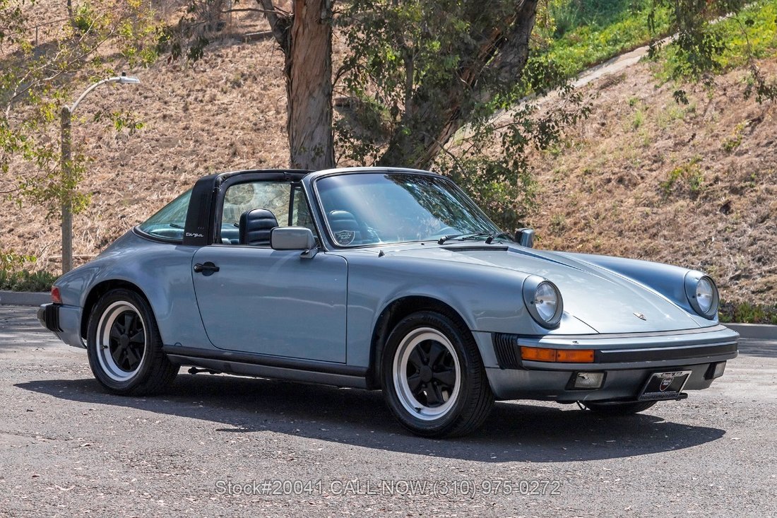 Porsche Carrera in Los Angeles, CA 3 - 18660443