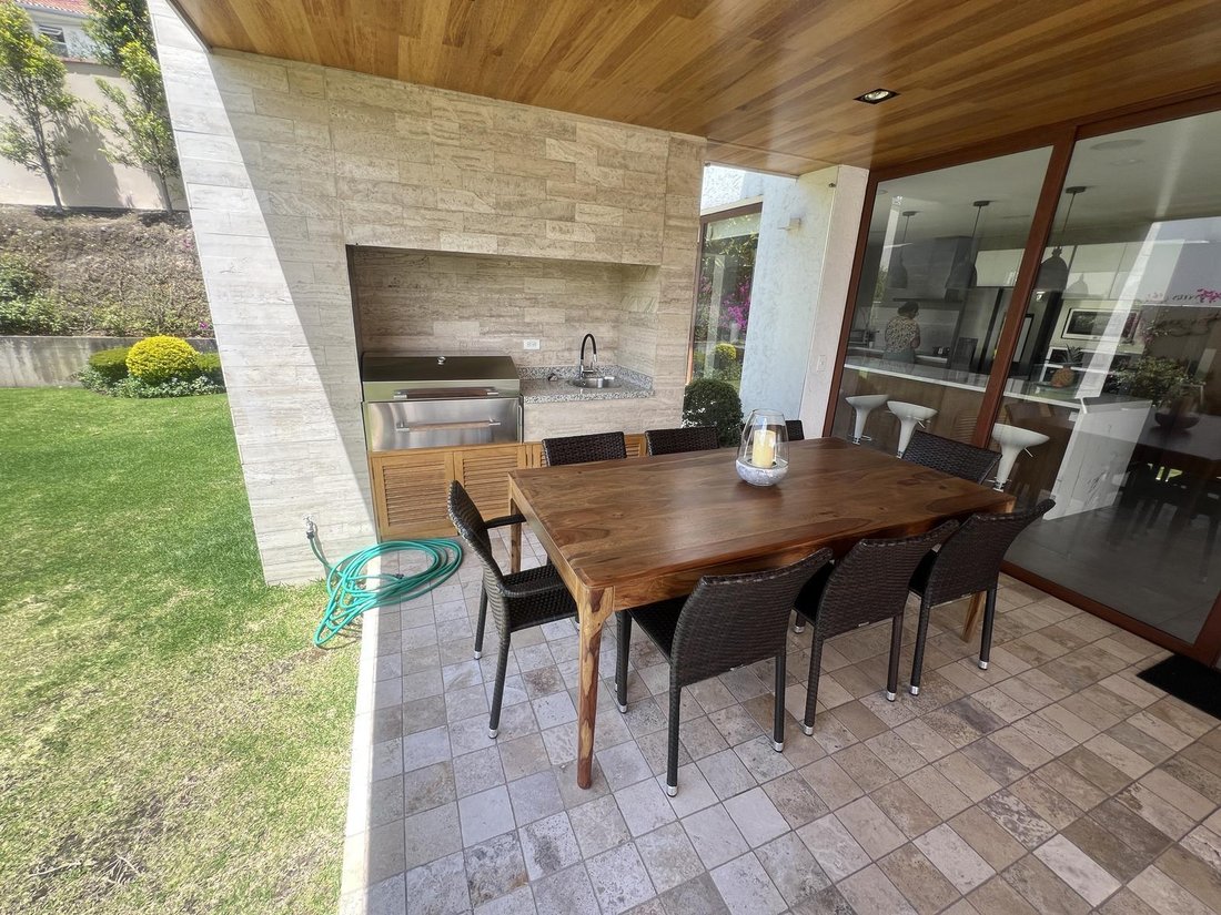 House in Quito, Pichincha, Ecuador 4 - 18661687
