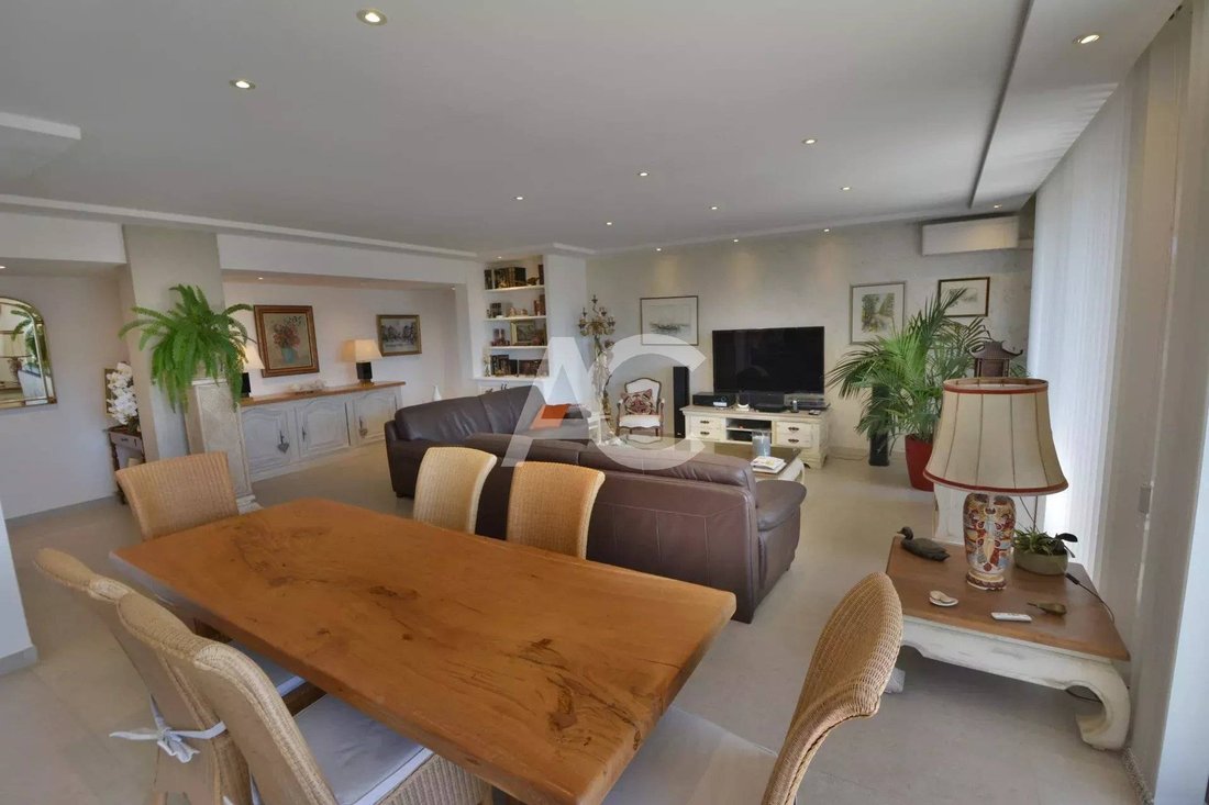 Apartment in Fontmerle, Antibes, France 5 - 15726103