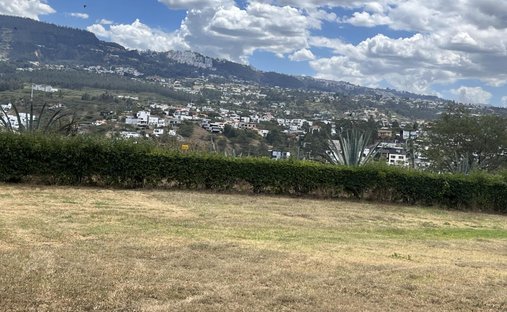 Land in Quito, Pichincha, Ecuador 1