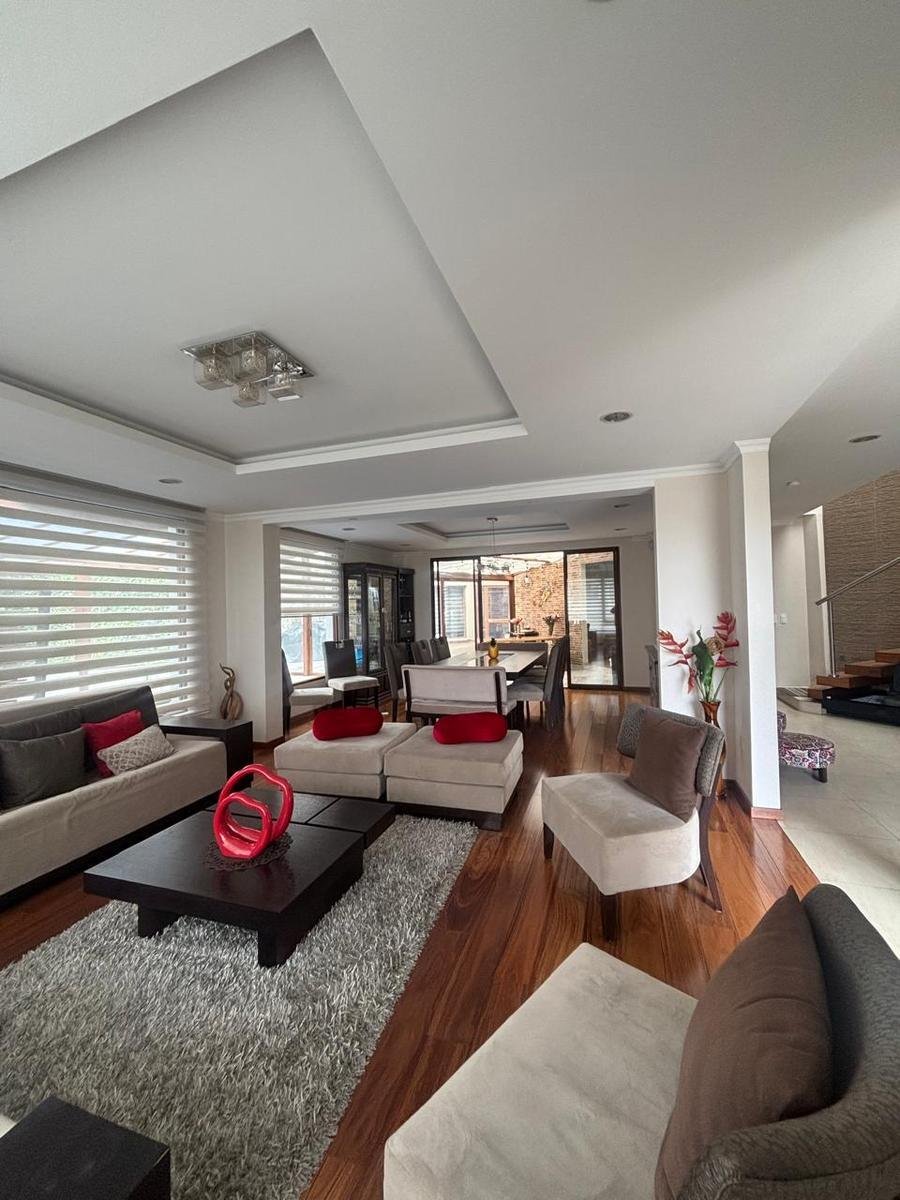 House in Quito, Pichincha, Ecuador 1 - 18660215
