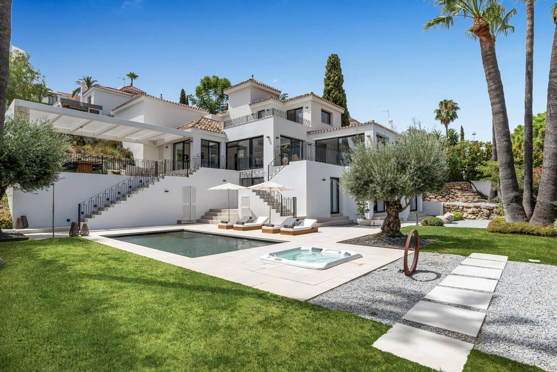 Villa in Nueva Andalucia, Marbella, Spain 2 - 18667804