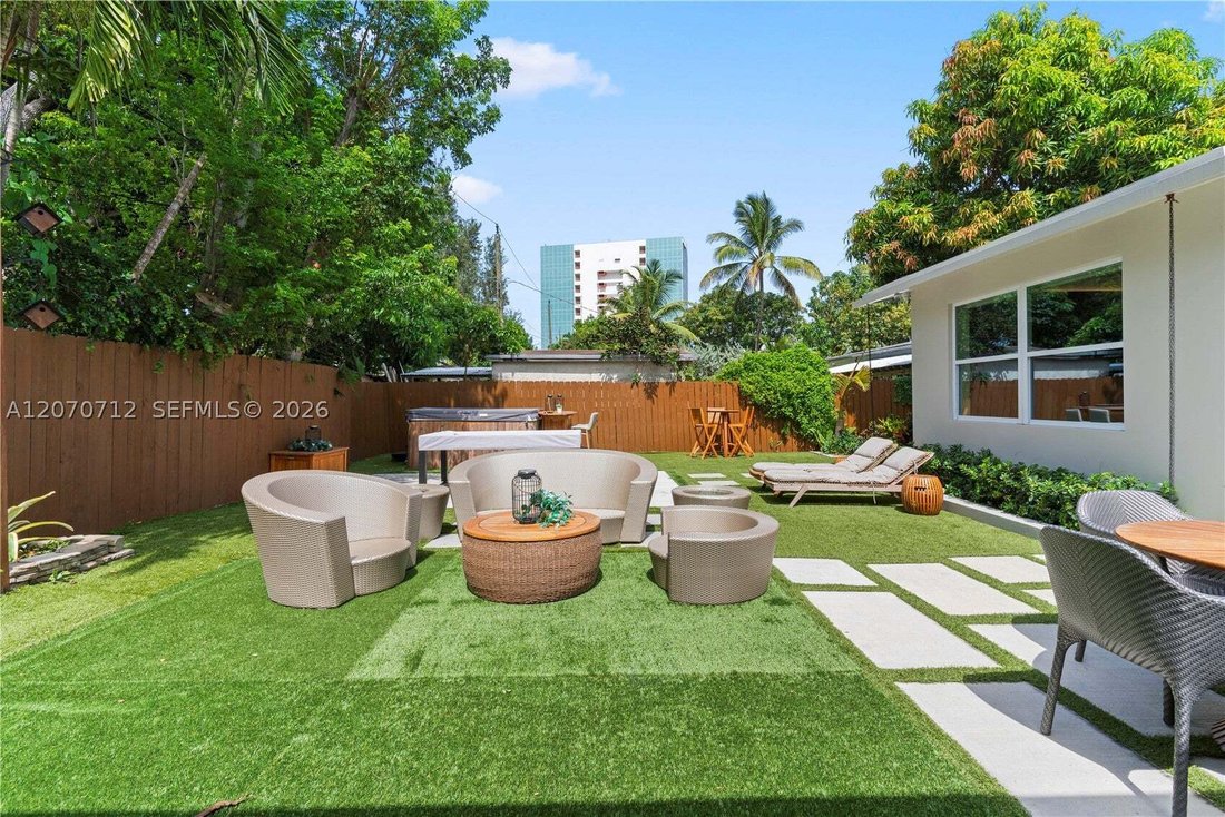 House in Miami, Florida, United States 5 - 18663450