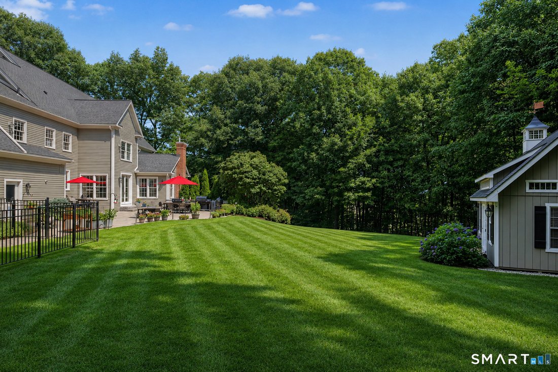 House in Avon, Connecticut, United States 2 - 18666497