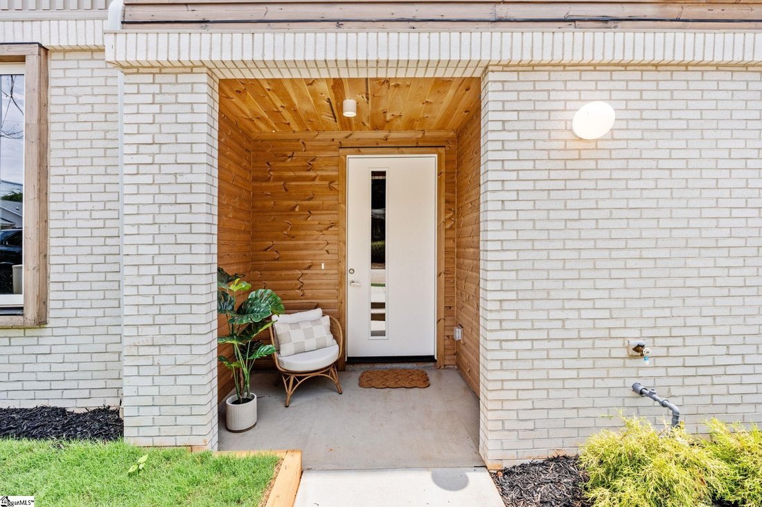 Townhouse in Greenville, South Carolina, United States 2 - 18662797