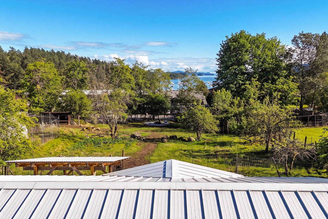 Azienda agricola a Saltspring Island, Columbia Britannica, Canada 4 - 18607082