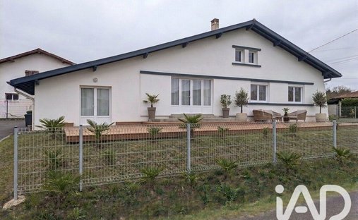 House in Sud, Tarnos, France 1