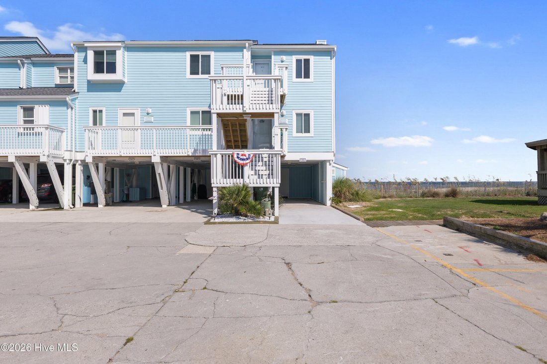 Condo in Kure Beach, North Carolina, United States 2 - 18662279