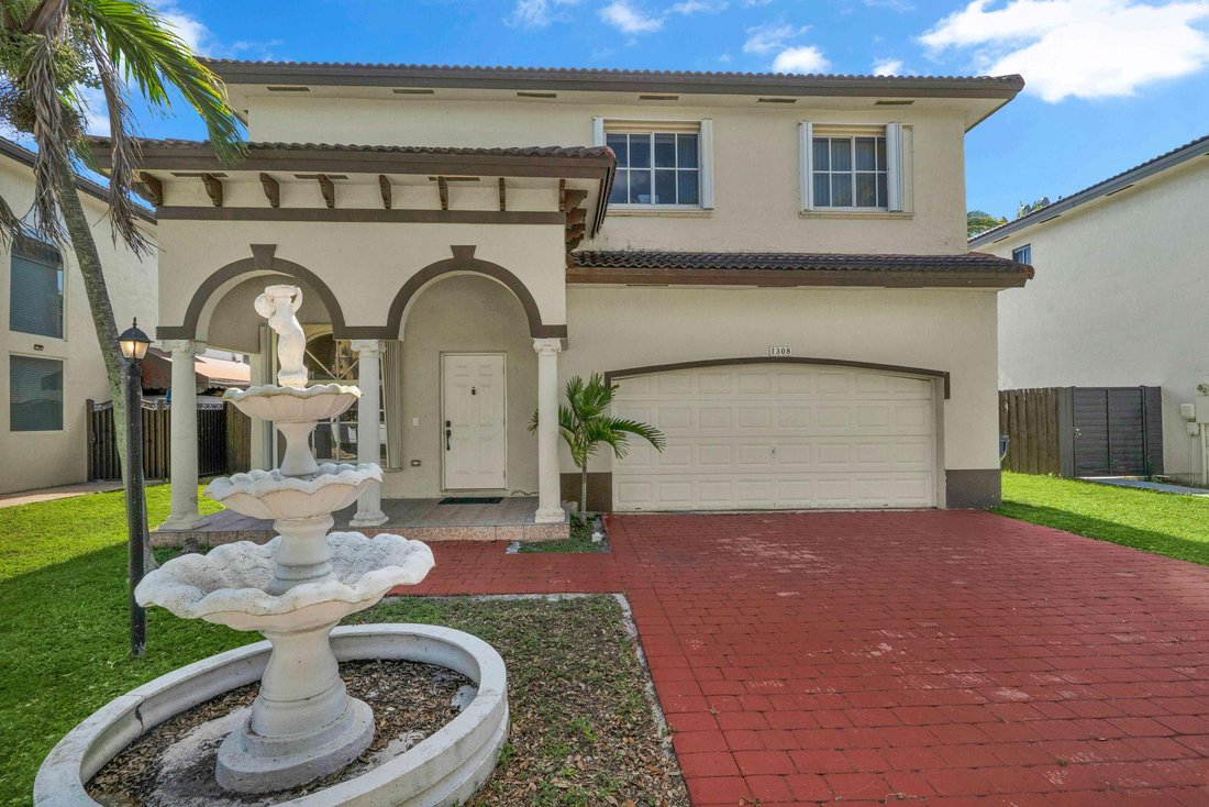 House in Miami, Florida, United States 1 - 18659313