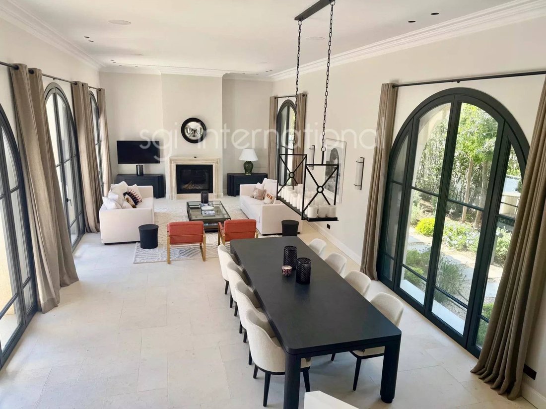 House in Zone Ouest Urbaine, Saint-Tropez, France 2 - 18236564